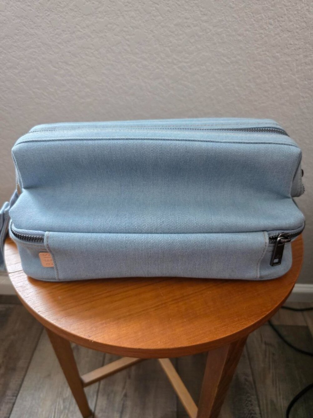 GAP x BÉIS Limited Edition Dopp Kit Denim Blue Travel Toiletry Bag - Picture 4 of 12